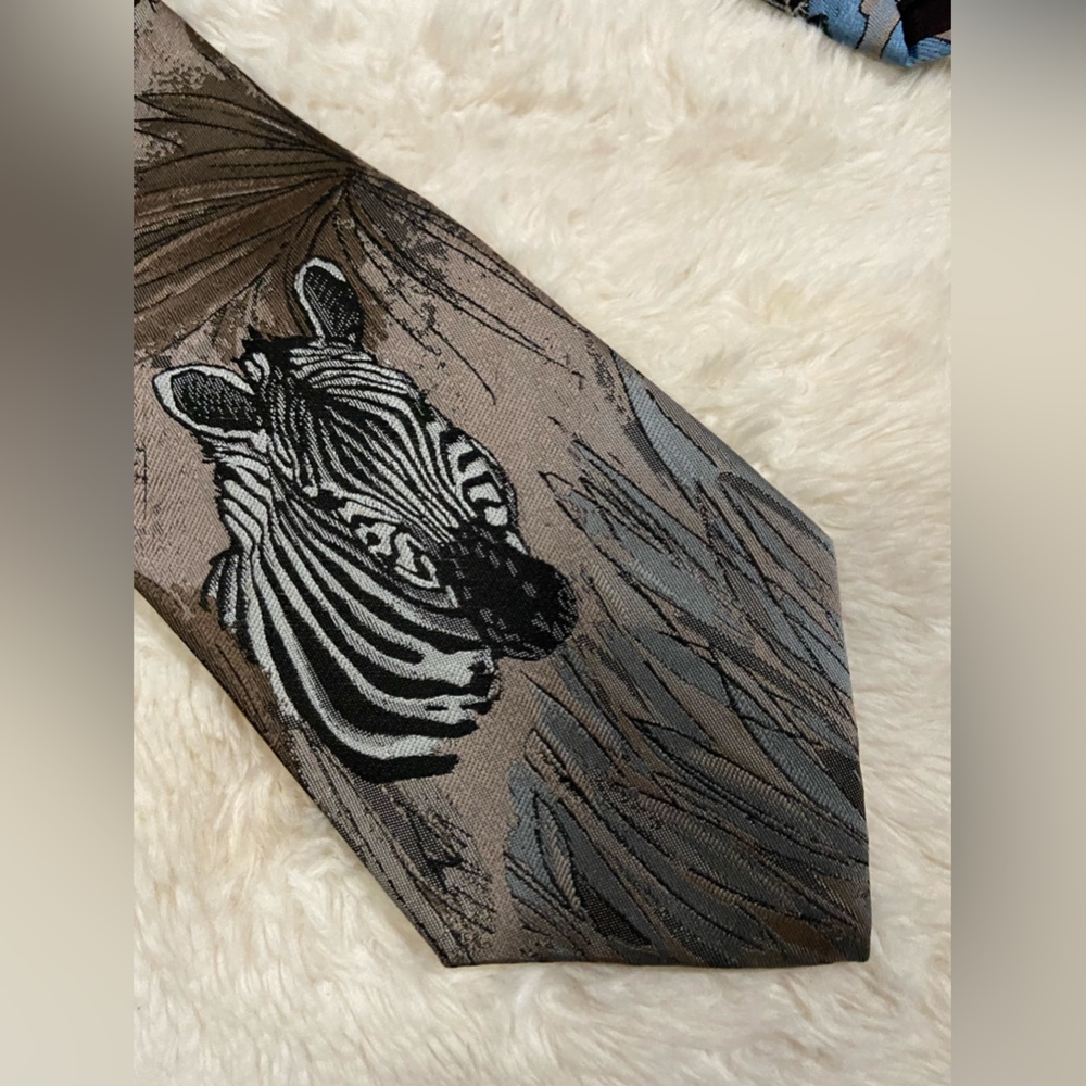 Zebras Africa Grasslands Brown Black Blue Tie